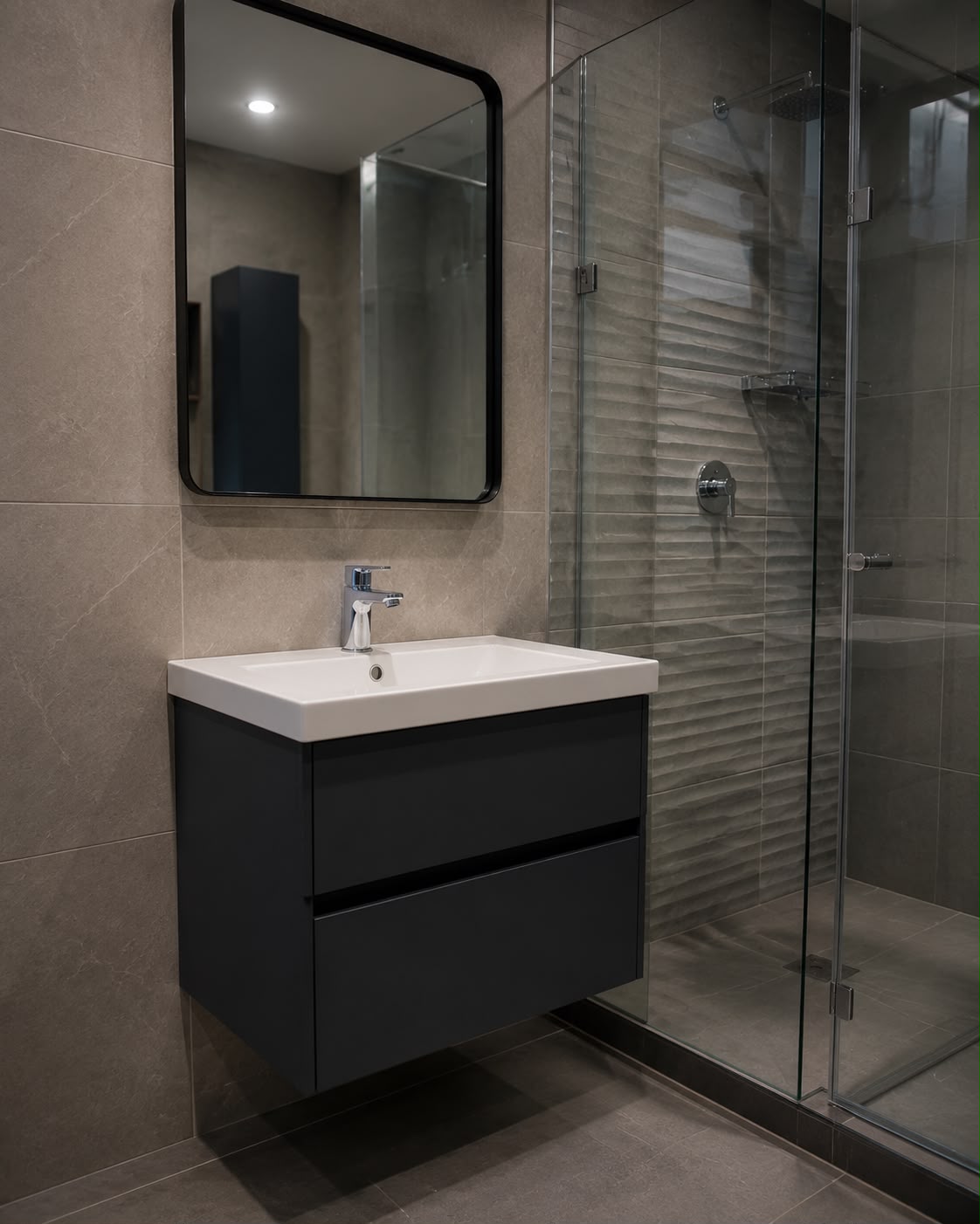 Bathroom & Kitchen